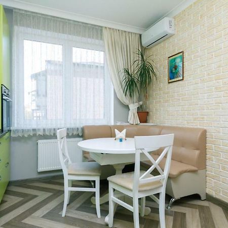 Apartmant In Kpi З Двома Спальнями Киев Екстериор снимка